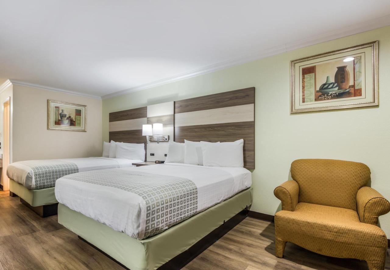 Americas Best Value Inn Columbus Bagian luar foto