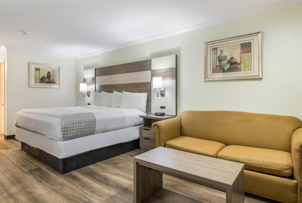 Americas Best Value Inn Columbus Bagian luar foto