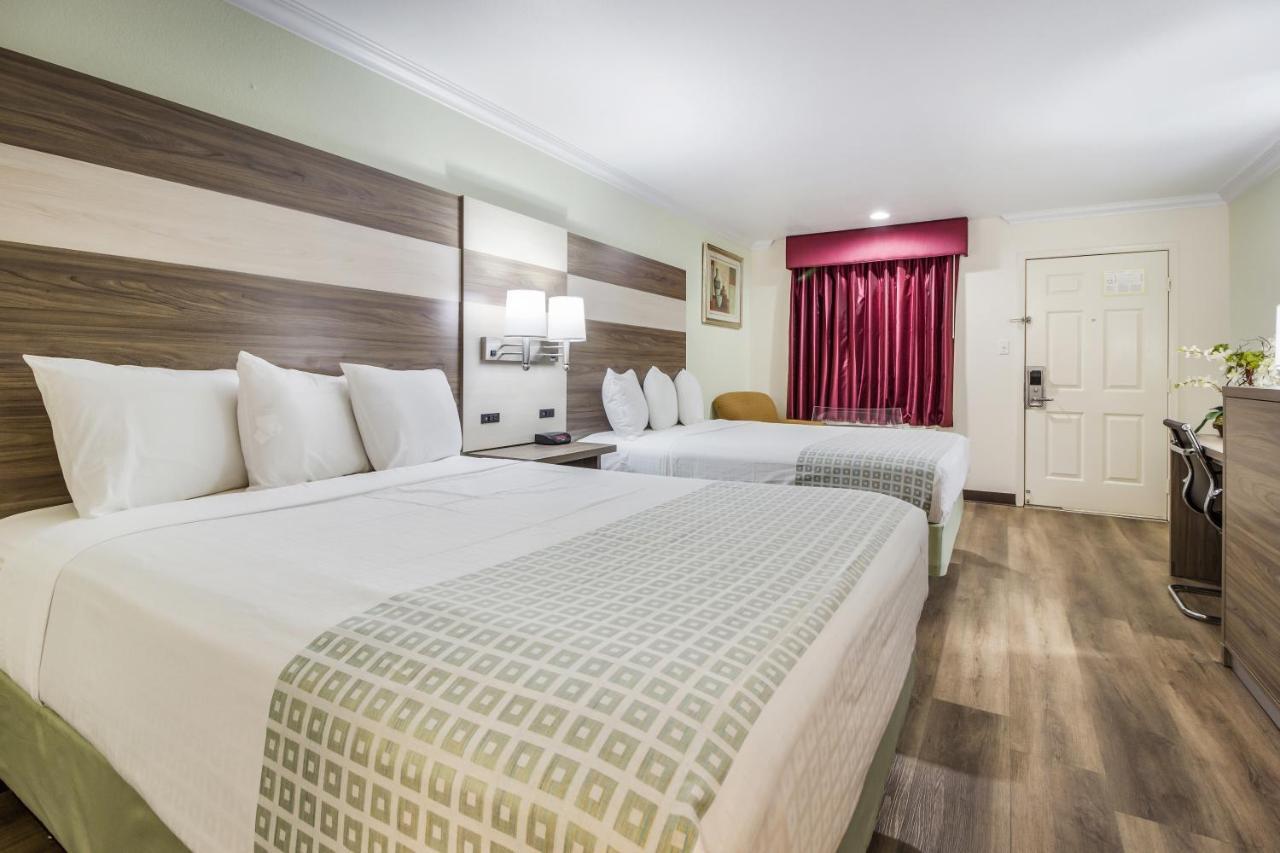 Americas Best Value Inn Columbus Bagian luar foto